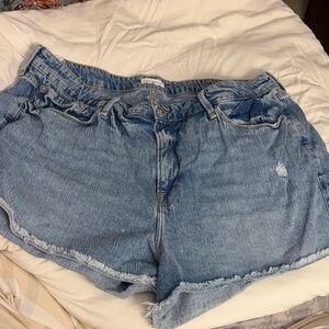 Good American Light Blue Jean Shorts